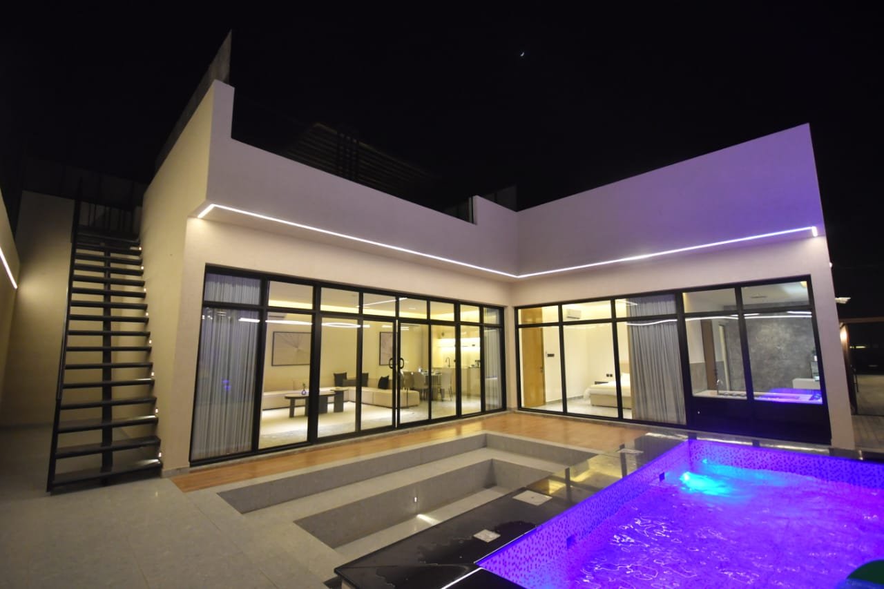 cdc7b5d6-4d7b-4f0b-9364-1ab79df5e480